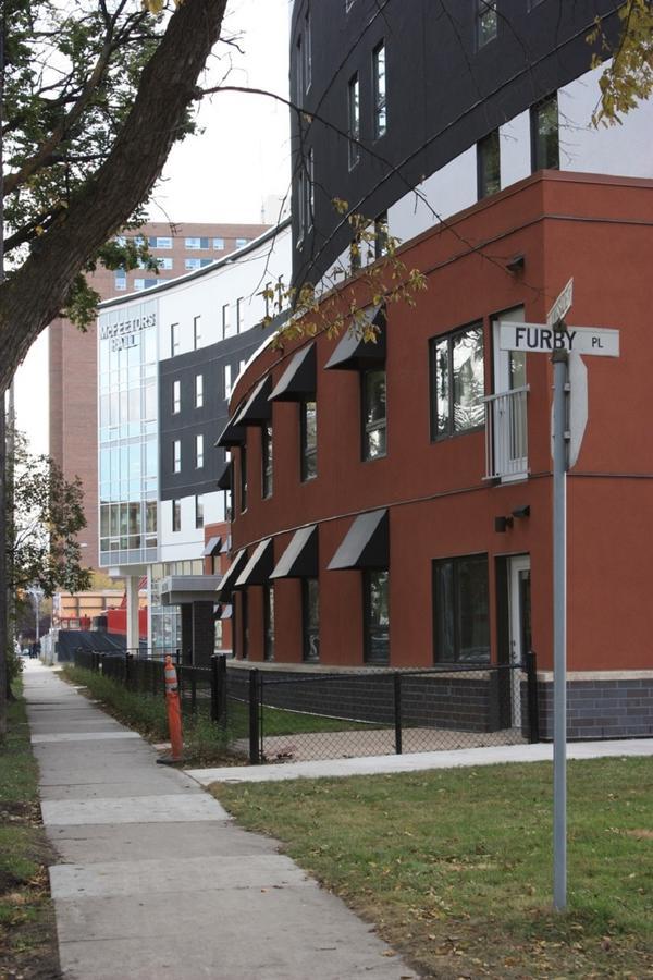 Uwinnipeg Downtown Hostel Esterno foto